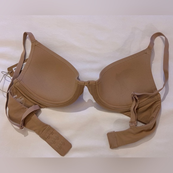 SKIMS NWT Fits Everybody Scoop Plunge Bra, Color: Clay, Size: 32B - Picture 4 of 6